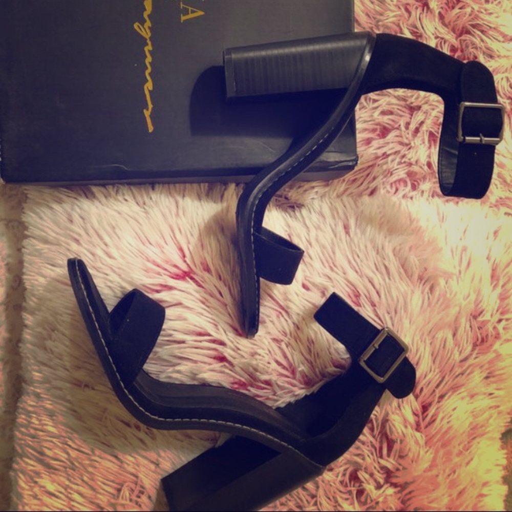 Olivia heels